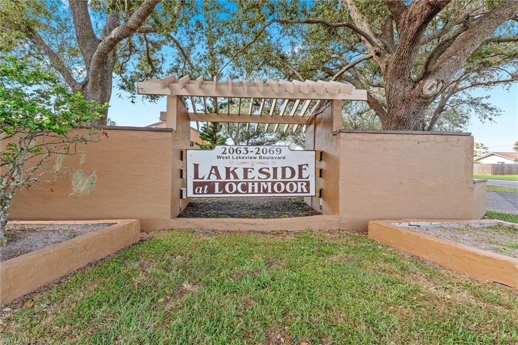 LAKESIDE AT LOCHMOOR CONDO - Residential