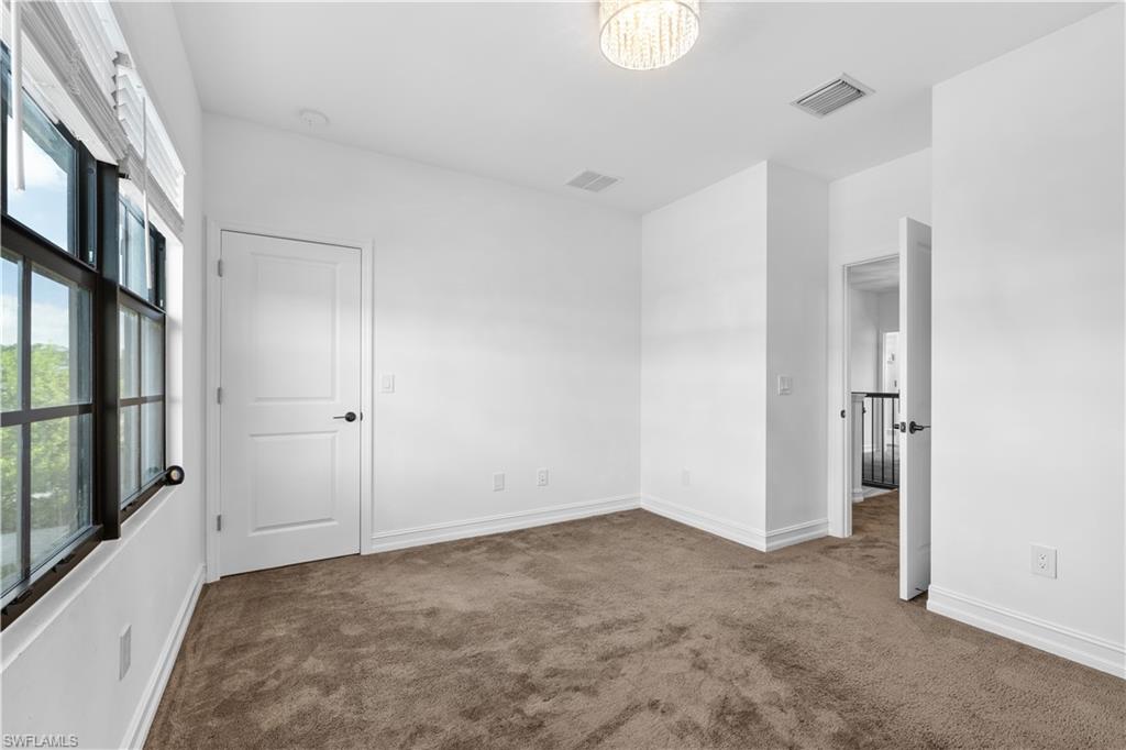 VANDERBILT RESERVE - Residential Lease