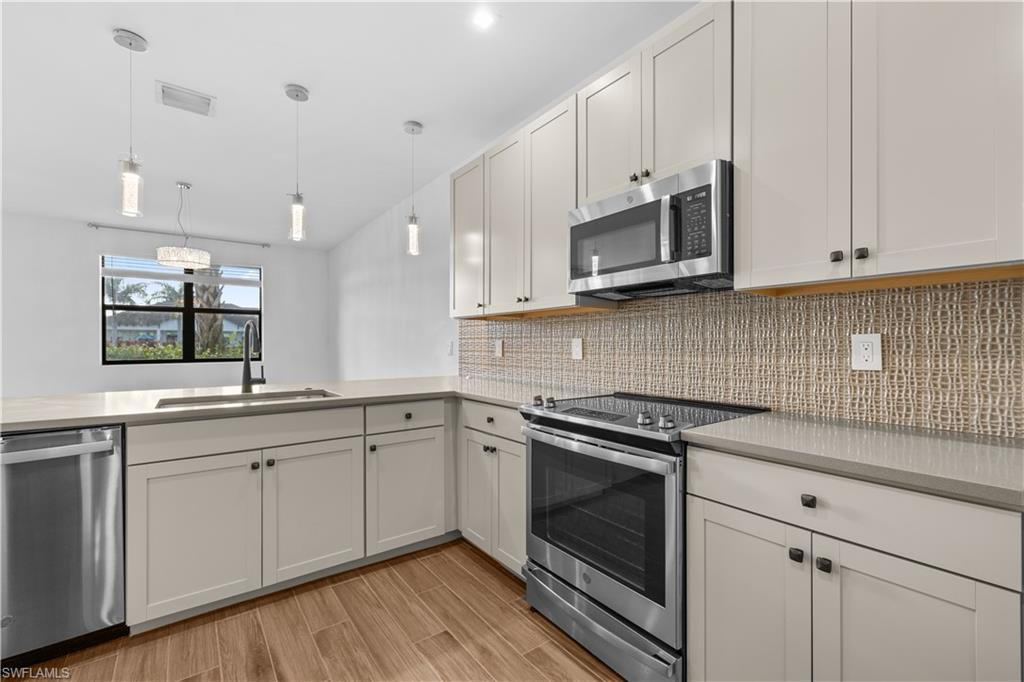 VANDERBILT RESERVE - Residential Lease