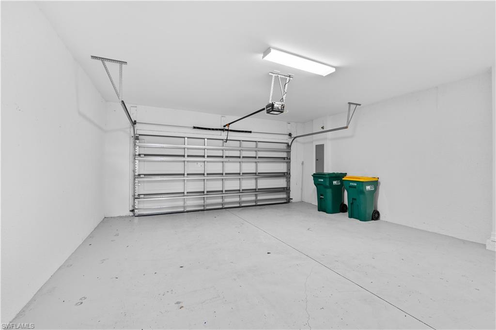 VANDERBILT RESERVE - Residential Lease