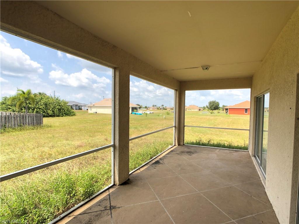 CAPE CORAL - Residential