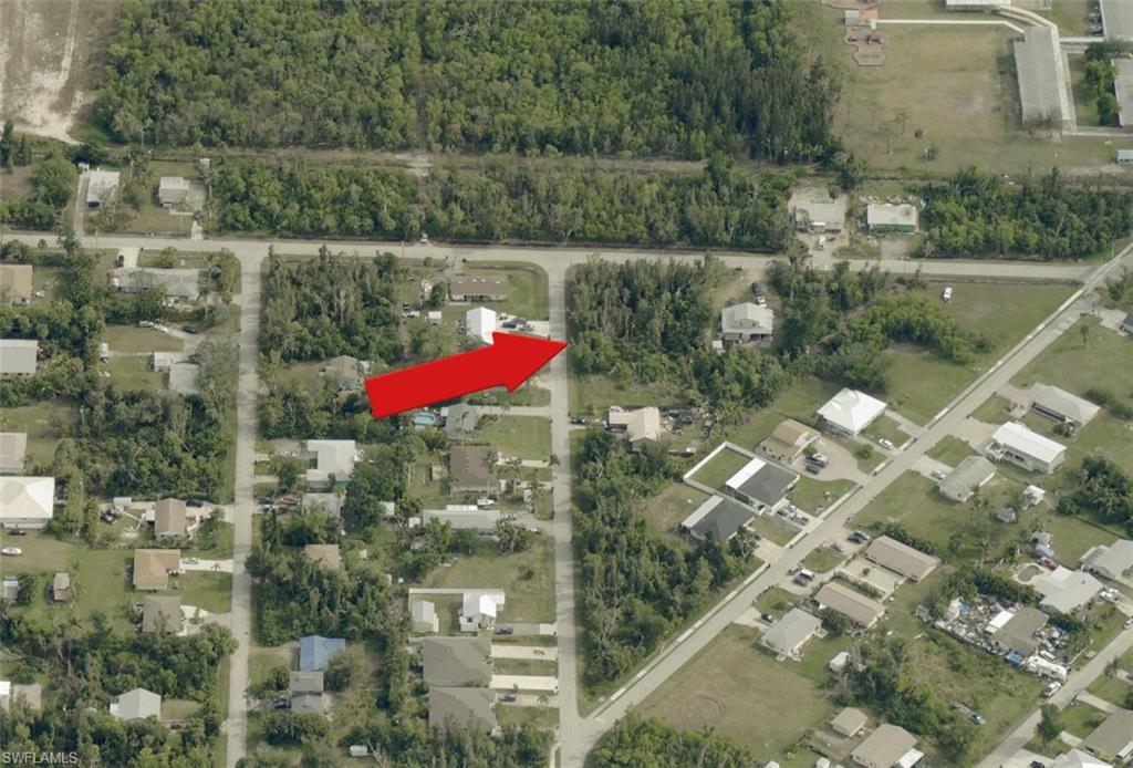 PINE ISLAND CENTER - Land