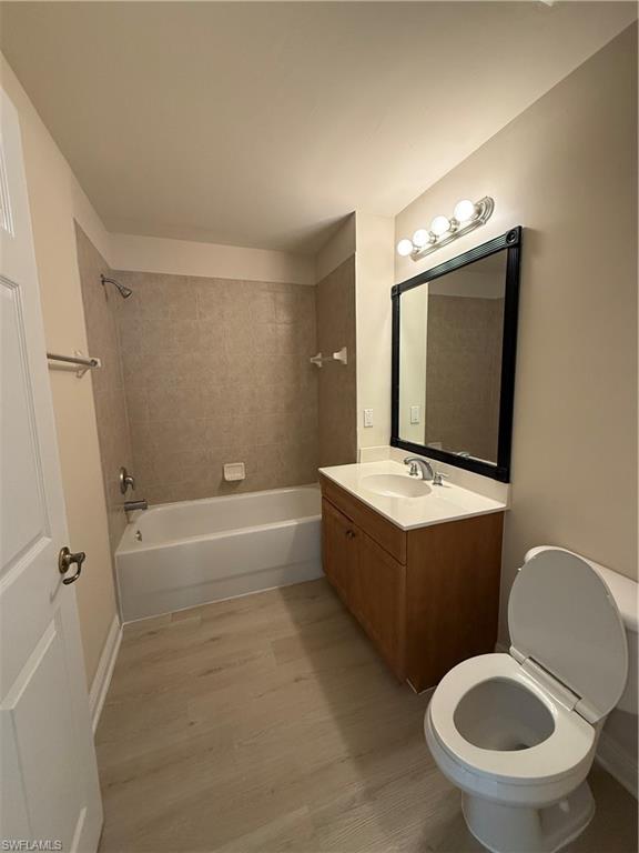 ISLES OF PORTO VISTA - Residential Lease