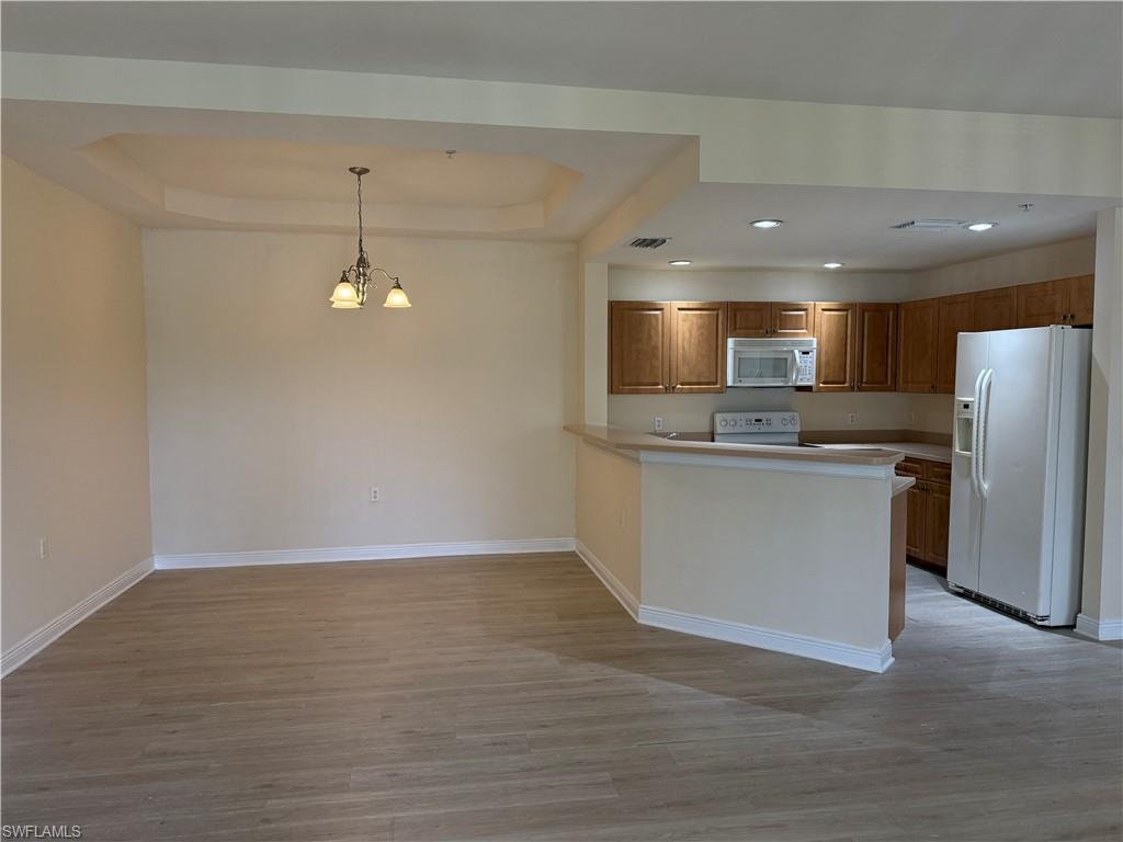 ISLES OF PORTO VISTA - Residential Lease