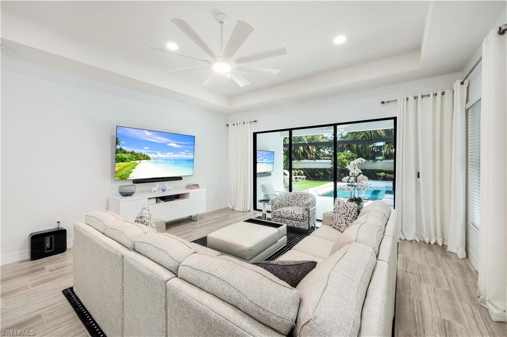 MARBELLA ISLES - Residential