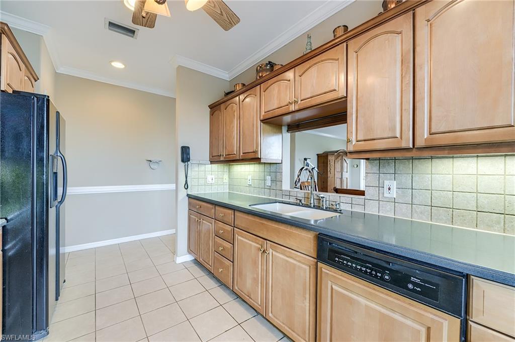 OLD PELICAN BAY - Residential