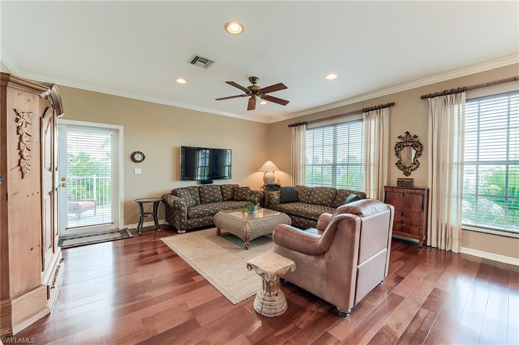 OLD PELICAN BAY - Residential