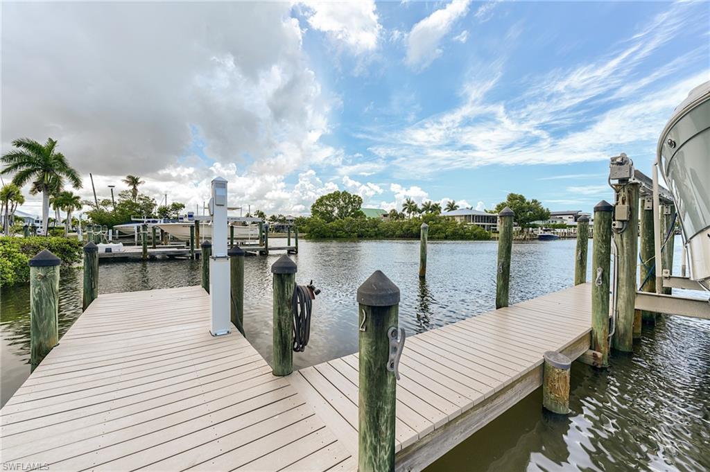 OLD PELICAN BAY - Residential