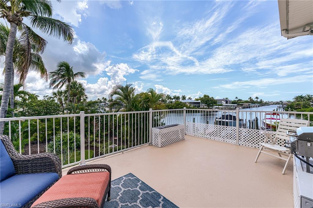 OLD PELICAN BAY - Residential
