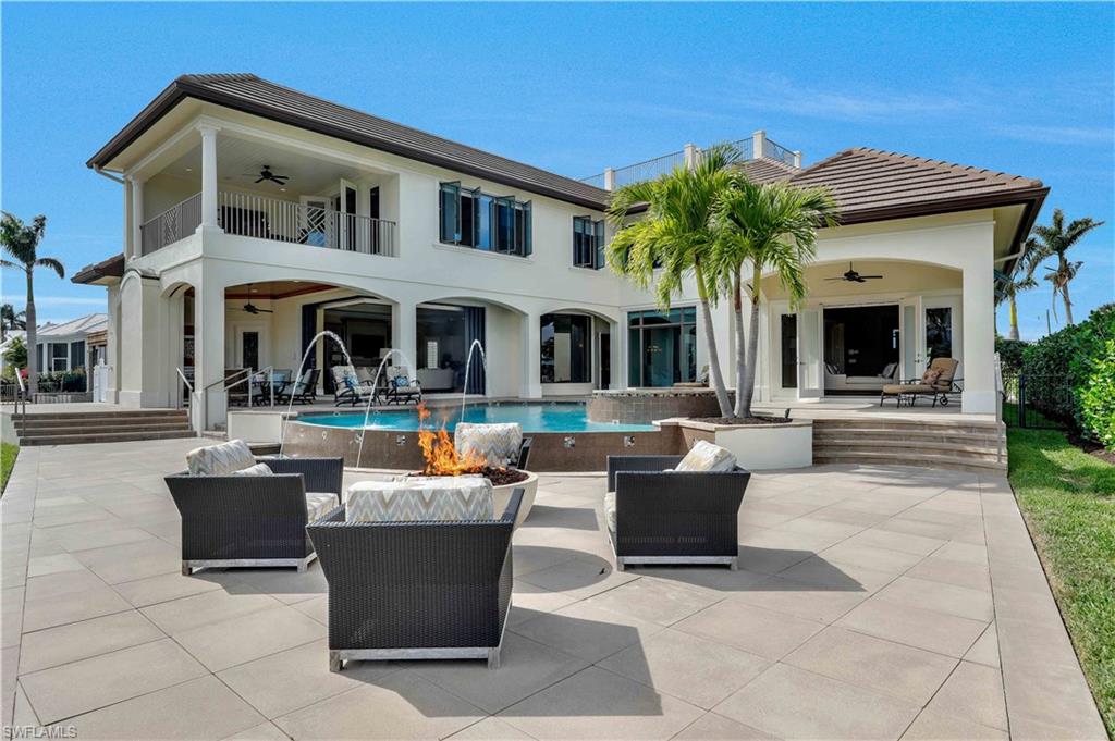 AQUALANE SHORES - Residential