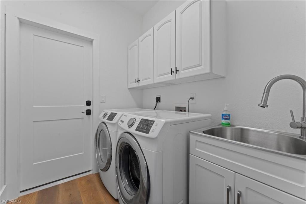 PEPPER TREE - Residential Lease