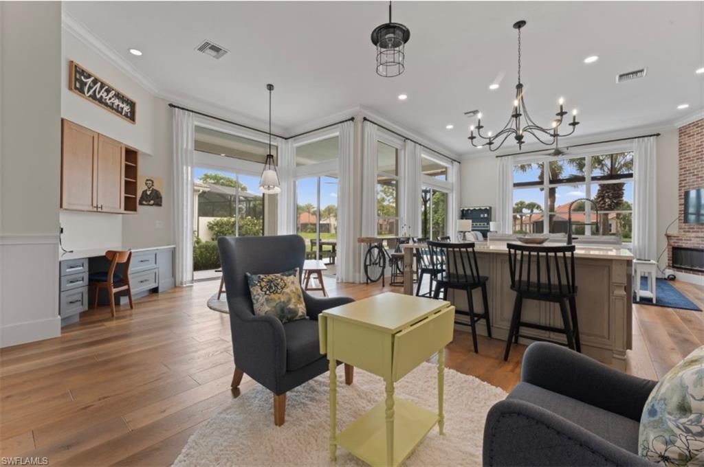 PEPPER TREE - Residential Lease