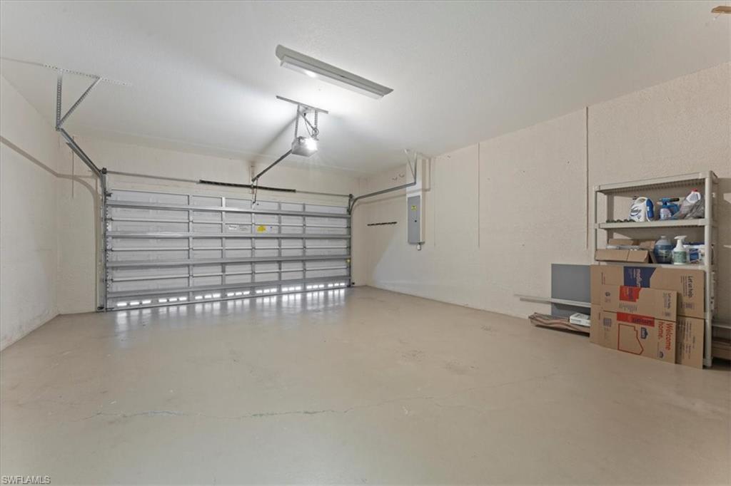 PEPPER TREE - Residential Lease