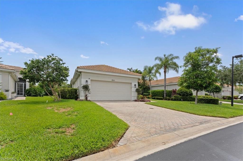 PEPPER TREE - Residential Lease