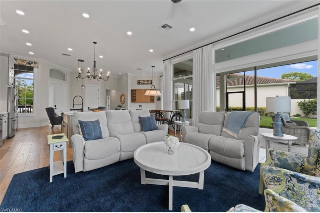 PEPPER TREE - Residential Lease