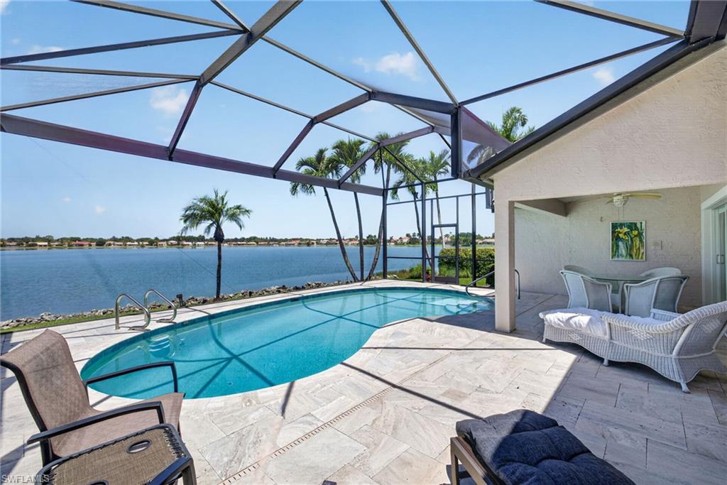 EMERALD LAKES - Residential