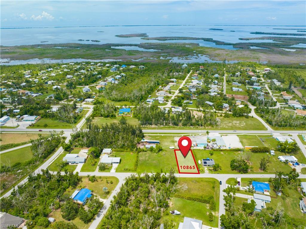 PINE ISLAND CENTER - Land