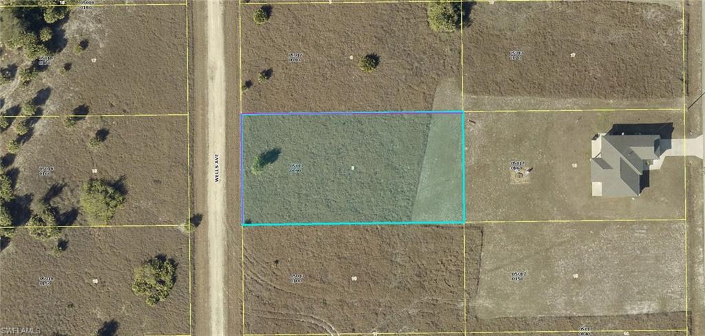 LEHIGH ACRES - Land