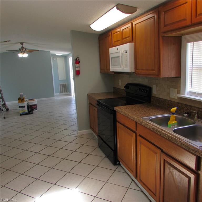 PINE ISLAND CENTER - Residential