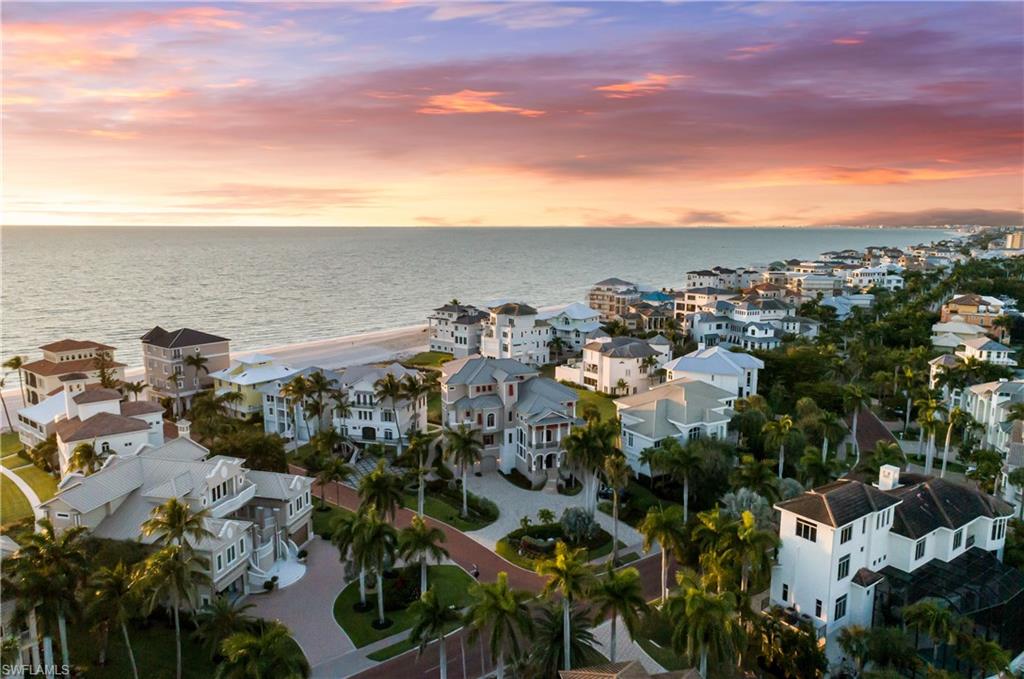 BAREFOOT BEACH - Residential