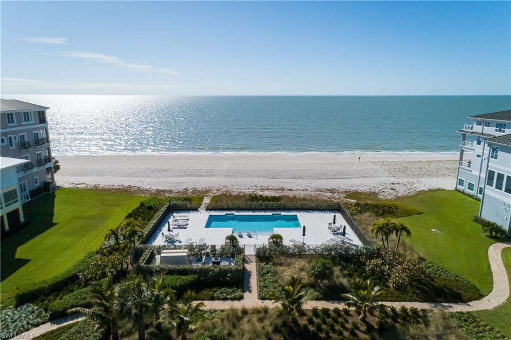 BAREFOOT BEACH - Residential