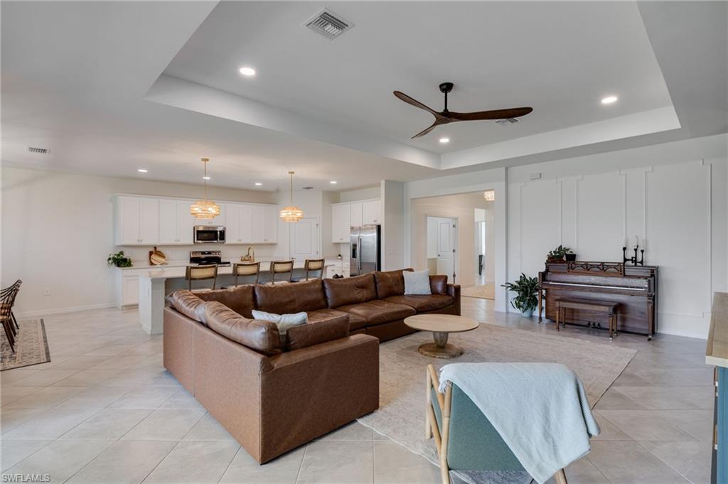 BRIGHTWATER LAGOON - Residential