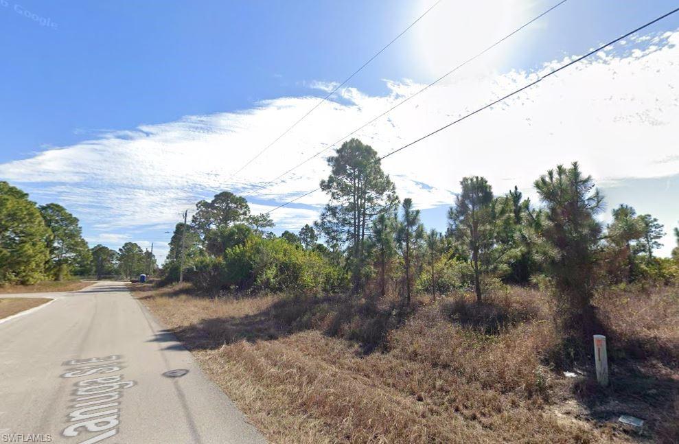 LEHIGH ACRES - Land