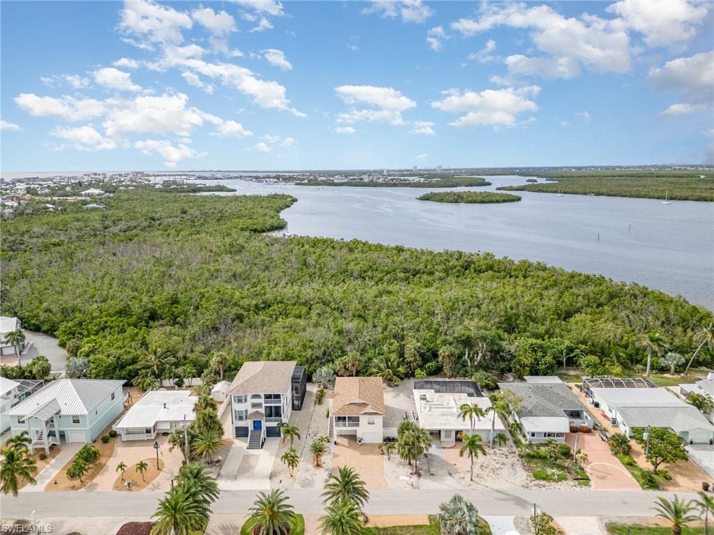 SHELL MOUND PARK - Residential