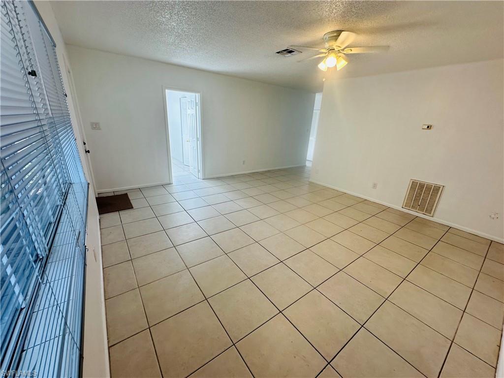 NAPLES TWIN LAKES - Residential Lease