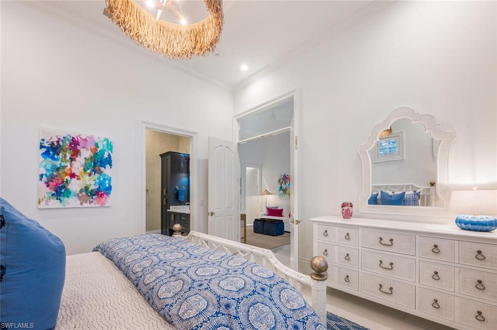 QUAIL WEST - Residential