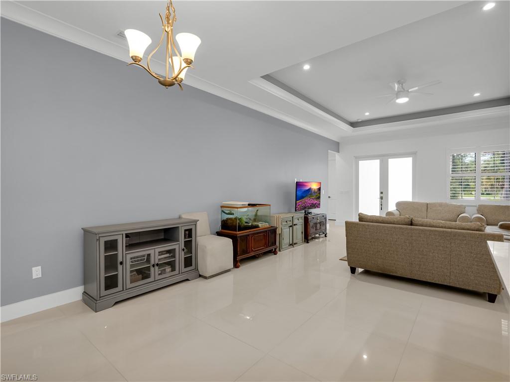 GOLDEN GATE ESTATES - Residential