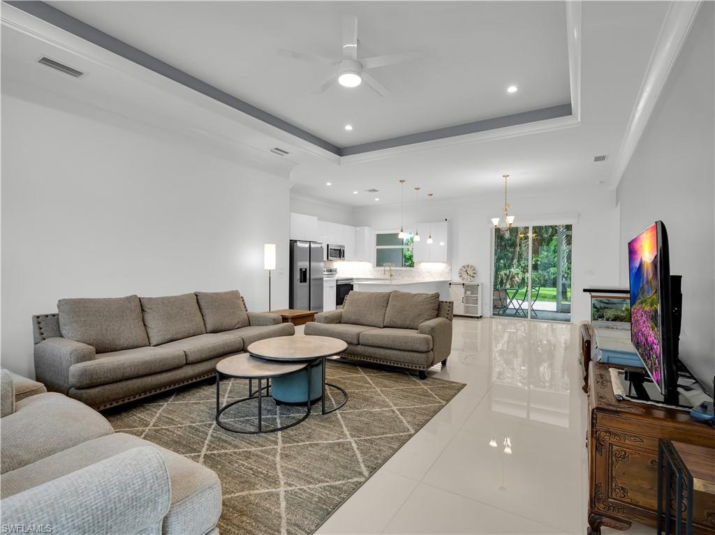 GOLDEN GATE ESTATES - Residential
