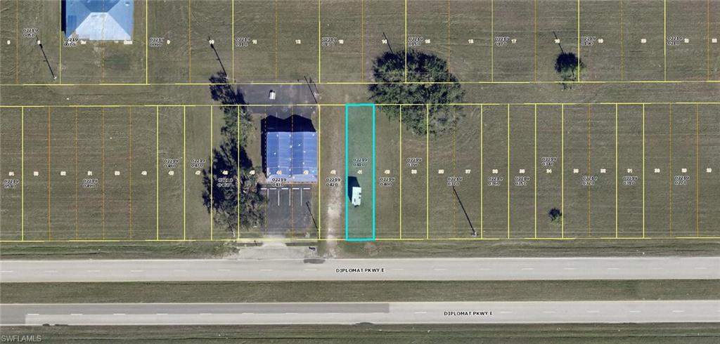 CAPE CORAL - Land