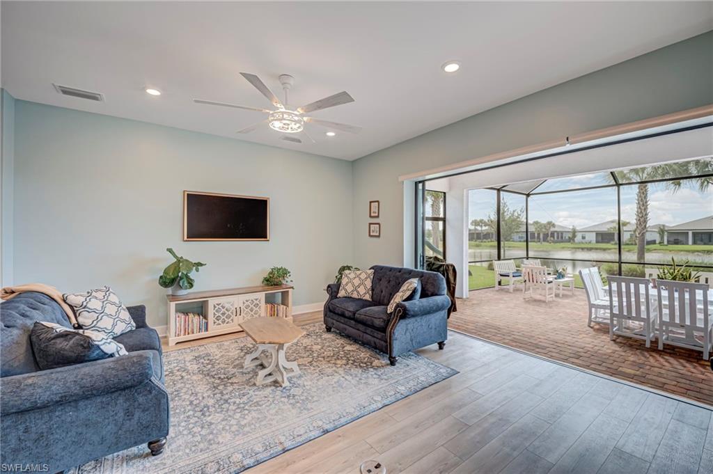 AVALON PARK - Residential
