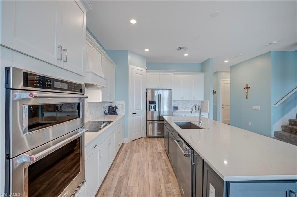 AVALON PARK - Residential
