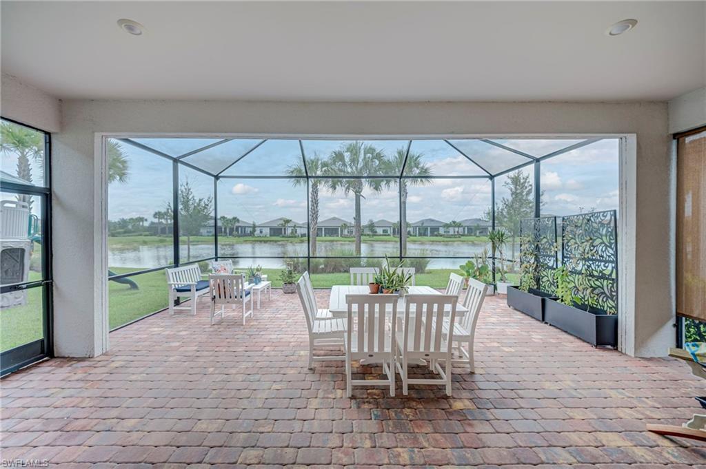 AVALON PARK - Residential