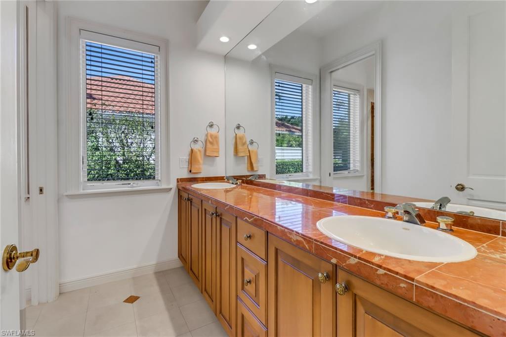 SWEET BAY - Residential