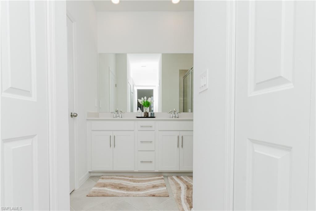 TUCKERS COVE - Residential Lease