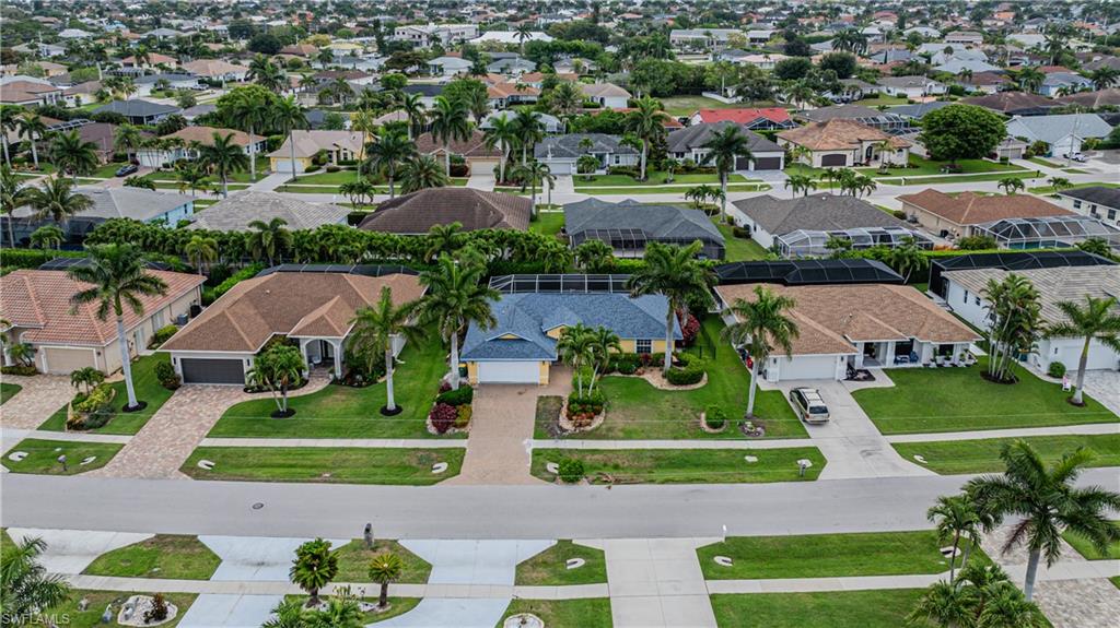 MARCO BEACH - Residential