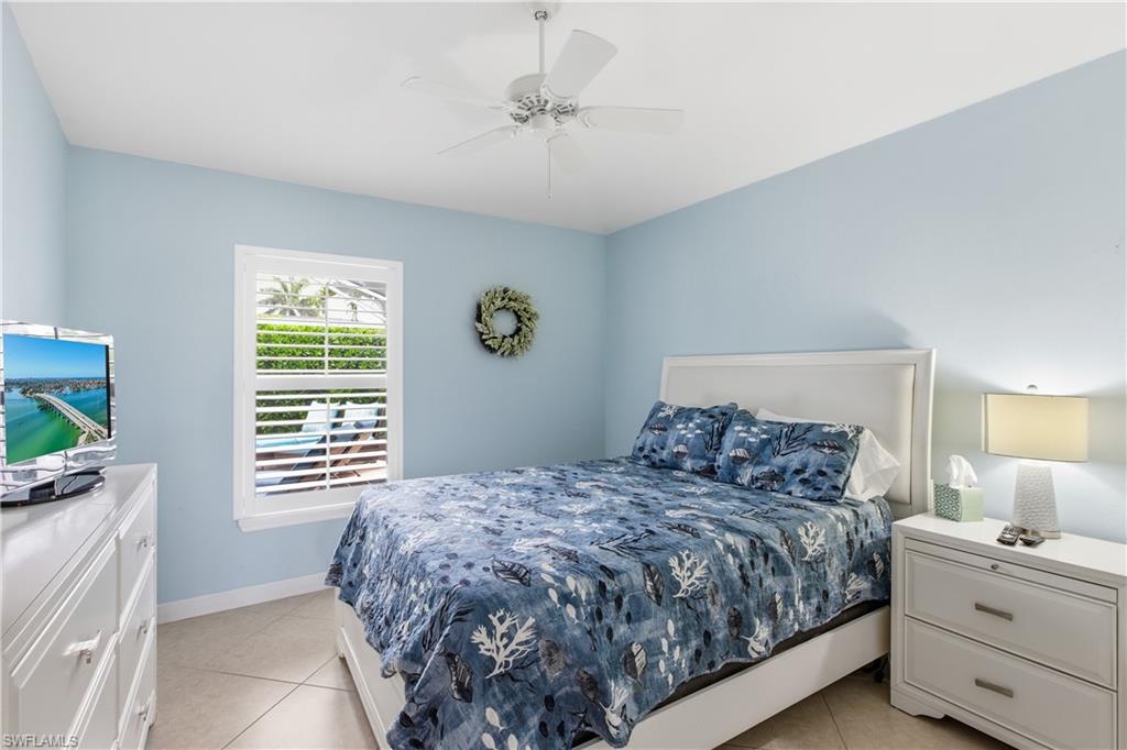 MARCO BEACH - Residential