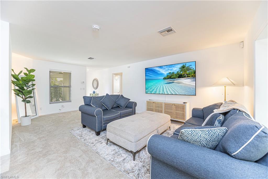 MOORINGS - Residential Lease