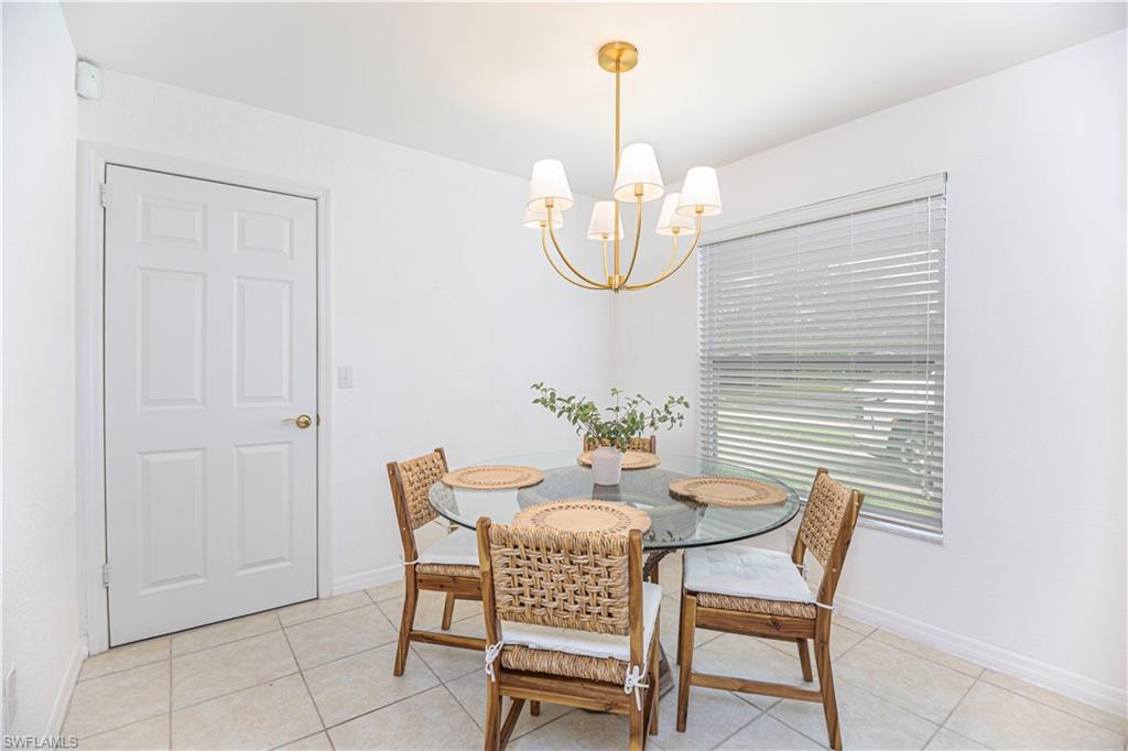 MOORINGS - Residential Lease