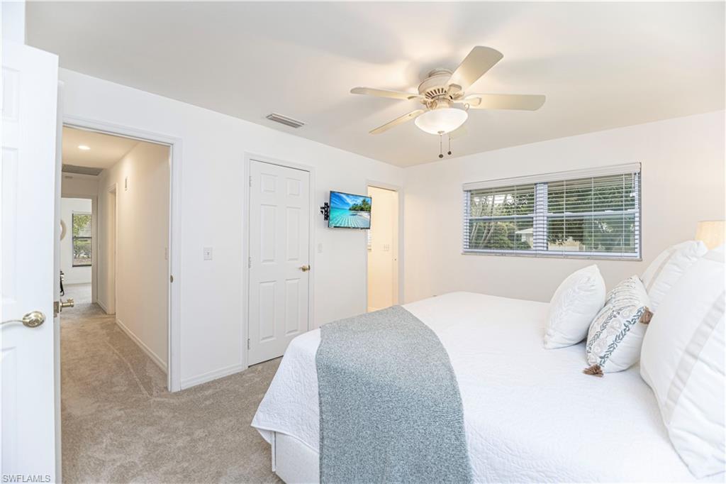 MOORINGS - Residential Lease