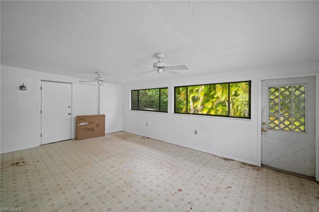 FORT MYERS SHORES - Residential