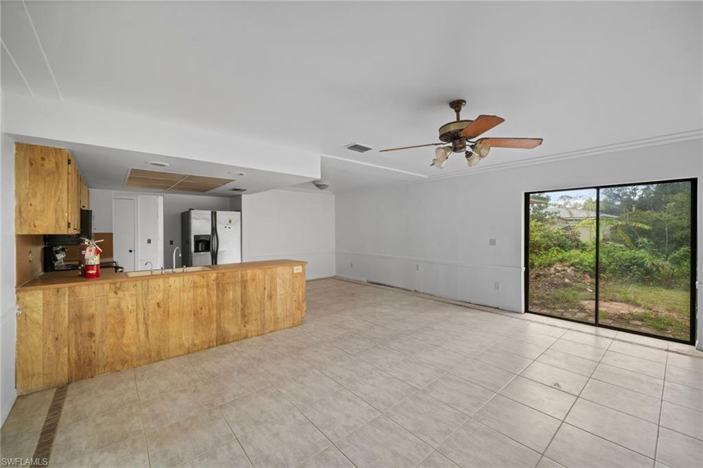 FORT MYERS SHORES - Residential
