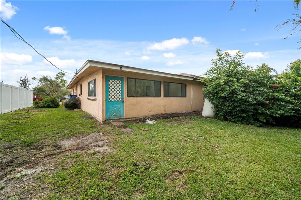 FORT MYERS SHORES - Residential