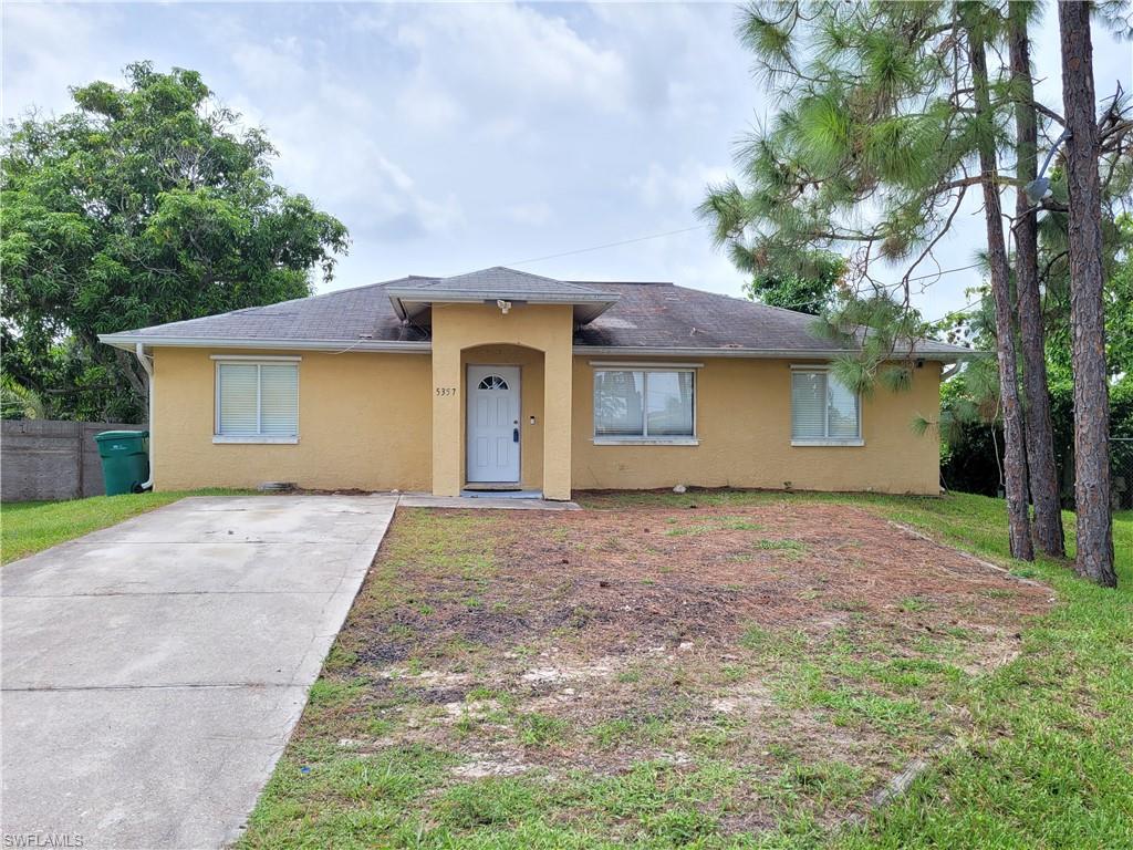 Photos coming soon.... Perfect starter home or investment property close to shops, schools, and downtown! This well-maintained home has tile throughout, an open dining/living area, vaulted ceilings, and a split bedroom floor plan for privacy.