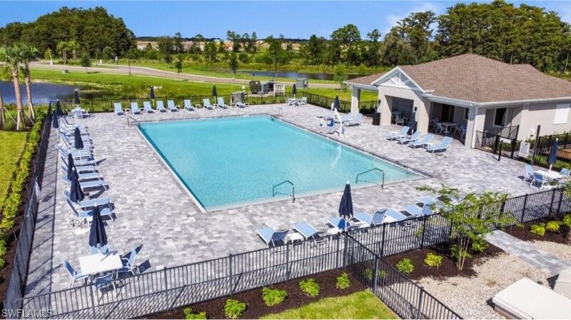 SAVANNA LAKES - Residential Lease