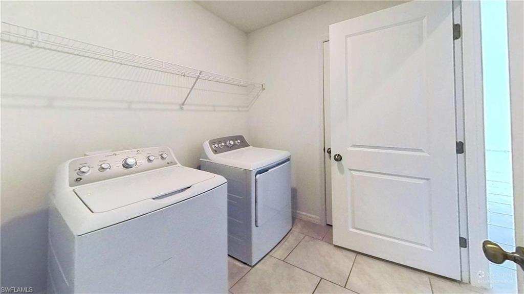 SAVANNA LAKES - Residential Lease