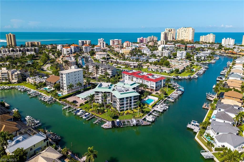 TROPICAL ISLE - Residential